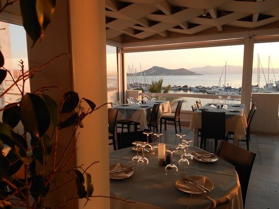 Anda Jaleo, antiguo restaurante de Pedro Avilés en la isla de Naxos